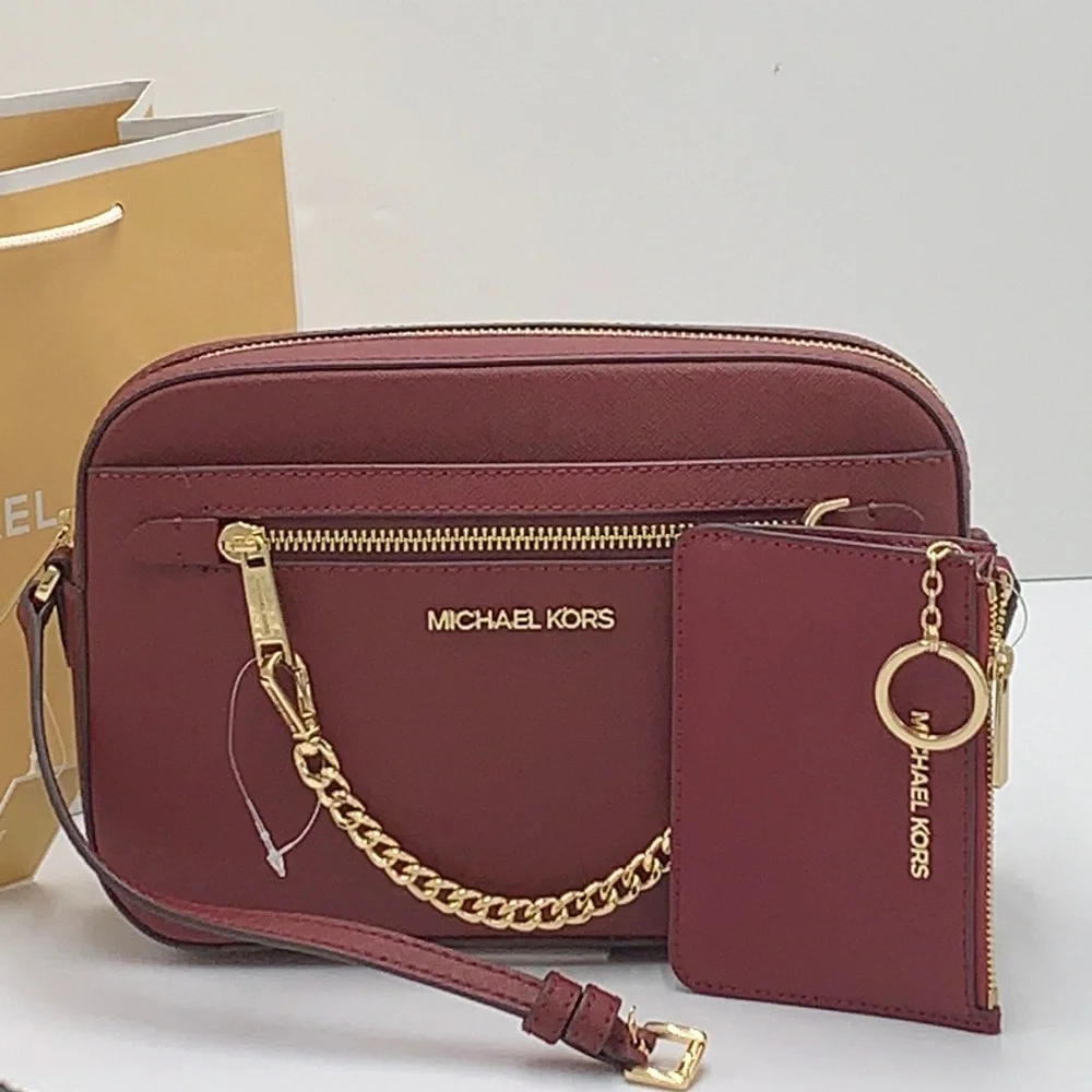 MICHAEL KORS LARGE EW CROSSBODY DARK CHERRY & SM TOP ZIP COINPOUCH MULBERRY
NWT - Picture 13 of 16
